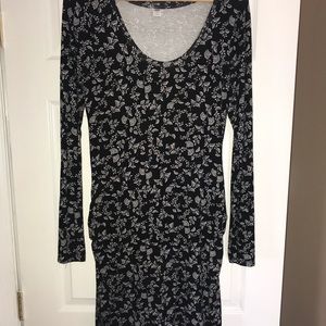 Comfy maternity dress for all seasons!